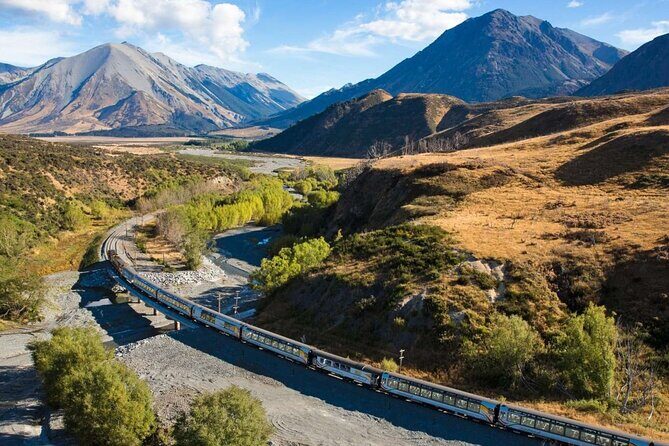 4 Day Tour to Milford Sound, Mount Cook & More from Queenstown - Queenstown start: how the Milford or Doubtful choice shapes Day 1