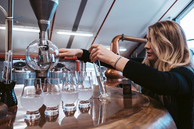 6 Hour's - Queenstown's Helicopter Gin Tour - Arrowtown’s The Winery: shared food plus a three-gin tasting