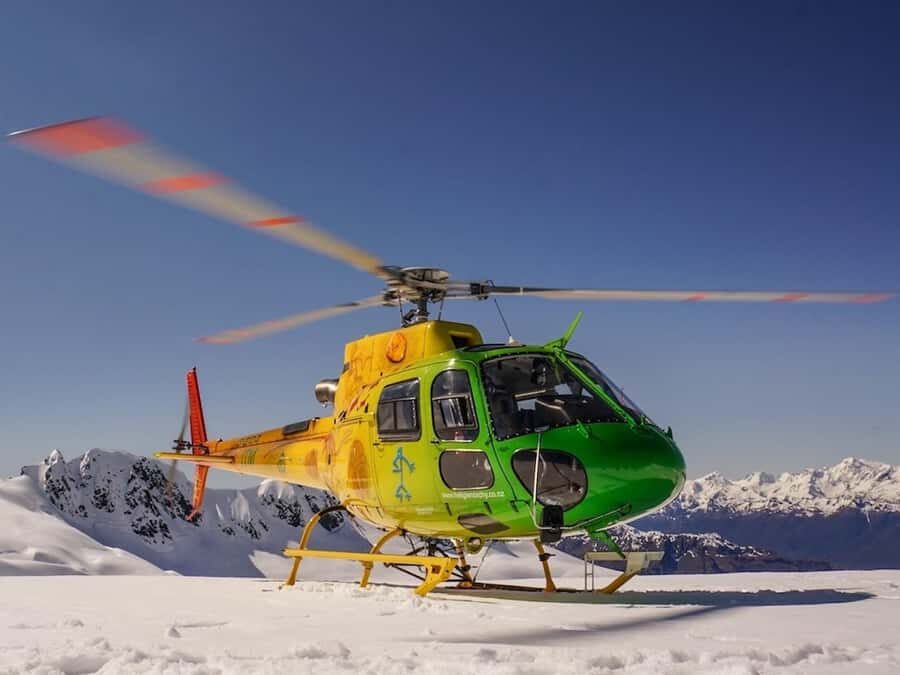 Glenorchy: 25-30 Minute Snow Landing Helicopter Experience - The snow landing: the moment you’ll remember (and photograph)