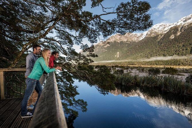 Milford Sound Coach and Cruise Tour from Queenstown with Flyback - Eglinton Valley Camp: avalanche stories and wildlife context