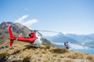 Milford Sound Extended Helicopter Flight & 3 Landings - Queenstown Transfers and Takeoff: Getting Set Up for the Views