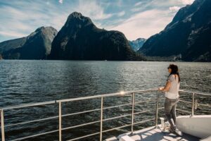 Milford Sound Luxury Lunch Cruise onboard The Fiordland Jewel - The Fiordland Jewel setup: lounges, seating, and sea views