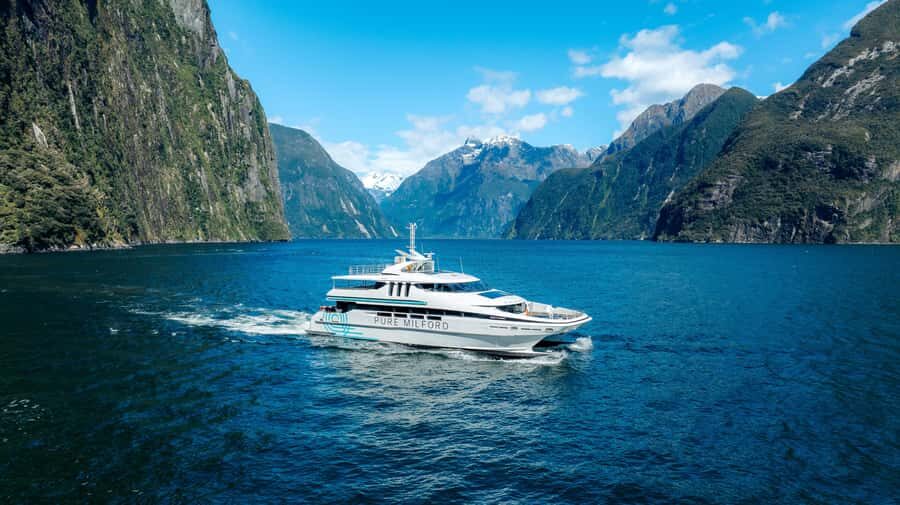 Milford Sound: Waterfalls, Wildlife, and Rainforest Cruise - Waterfalls close enough to feel: Stirling Falls and the spray
