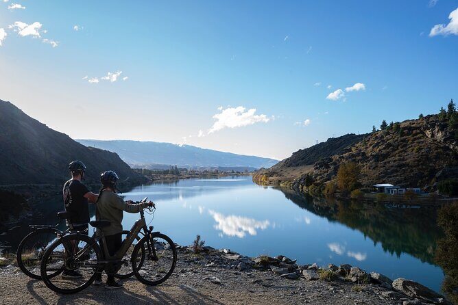 Queenstown Hop-on Hop-off Evening Beer Tour - Practical tips for a smooth 5pm to 10pm night