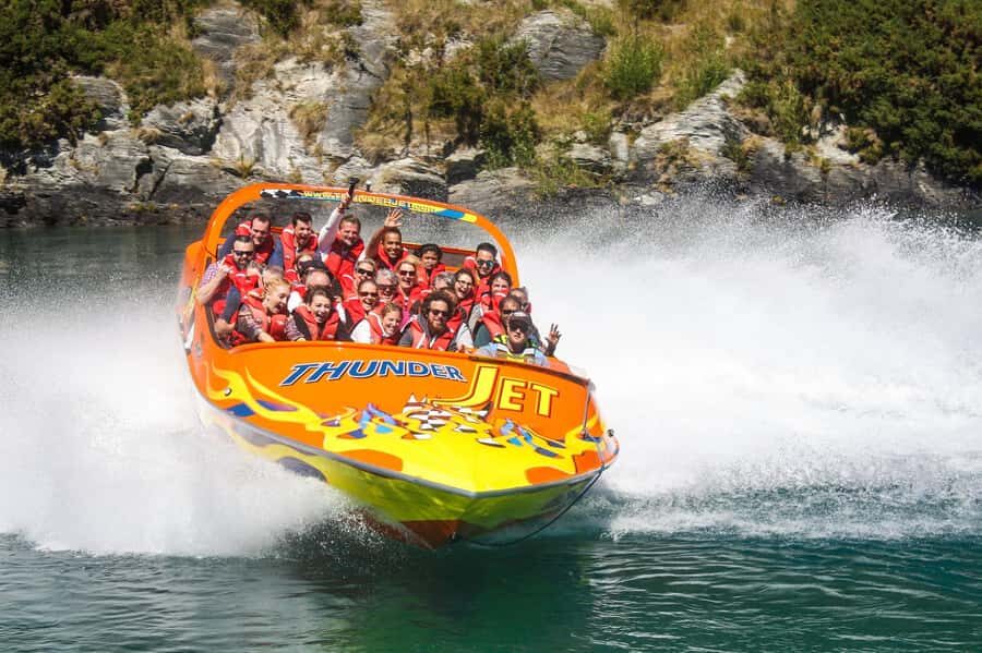 Queenstown: Jet Boat Adventure with Thunder Jet - The thrill part: V8 power and real 360-degree spins