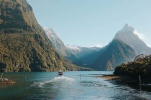 Queenstown: Milford Sound Flight and Cruise - Flight Out of Queenstown: Lake Wakatipu to Milford’s Peaks