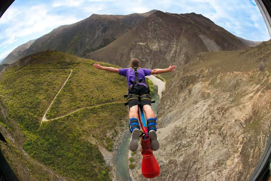 Queenstown: Nevis Thrillogy (Bungy, Swing, Catapult) - Queenstown Bungy Centre to the jump pod: what happens before you fly