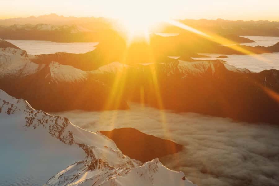 Queenstown: Sunrise Glacier Scenic Flight - The sunbreak plan: Mt. Aspiring first light, then ice formations