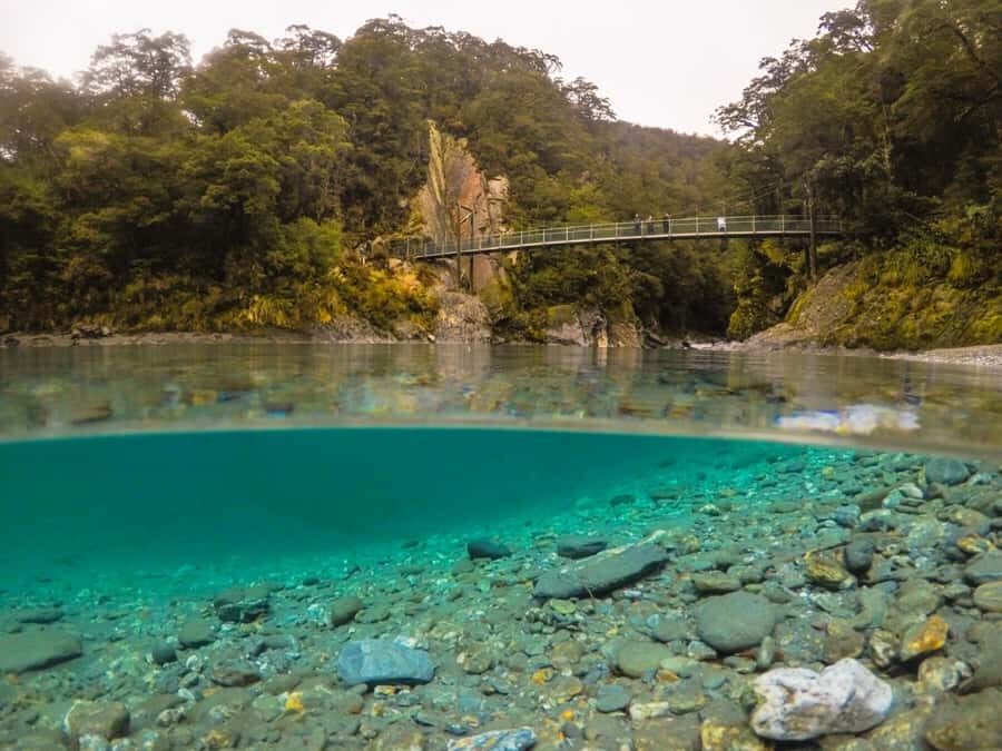 Queenstown to Franz Josef small group tour (one-way) - Cardrona Valley Pub, then Lake Wānaka: the best start for first-timers