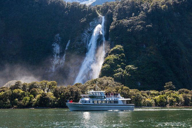 Small Group, Award Winning Milford Sound Day Experience & Cruise - Mercedes Van Pickup and the Value of a 15-Person Milford Day