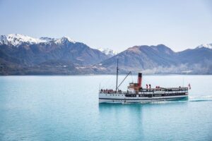 TSS Earnslaw Lake Wakatipu Steamship Cruise from Queenstown - Your cruise views: where to sit for mountains, light, and wind