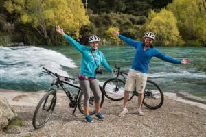 Wanaka: Self-Guided Regular MTB - Lake Hawea to Lake Wanaka - Shuttle to Hawea: the smart warm-up before the river track