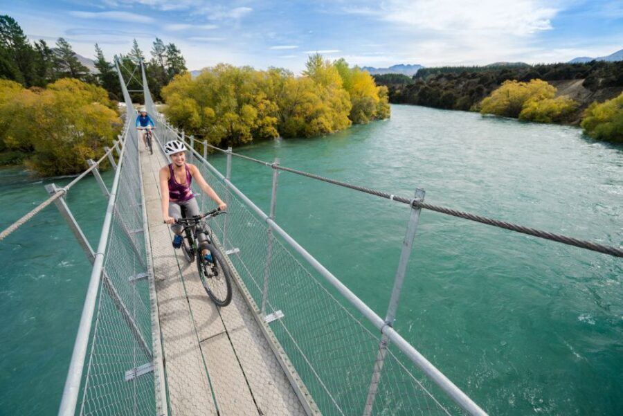 Wanaka: Self-Guided Regular MTB - Lake Hawea to Lake Wanaka - Bike support and the self-guided safety net